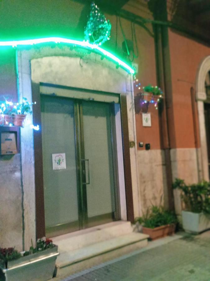 Ferienwohnung The Nest Of Envy Bari Exterior foto